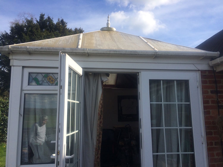 02-replacement-conservatory-roof-west-sussex-before